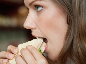 Ernährung während der Stillzeit / Alimentation pendant l'allaitement - Nestlé Baby Ernährung während der Stillzeit / Alimentation pendant l'allaitement - Nestlé Baby