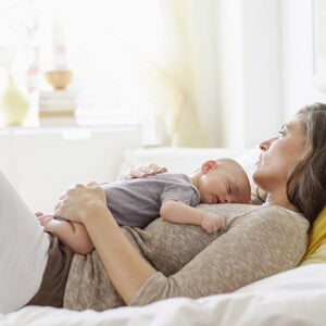 2. Lebensmonat / 2ème mois - Nestlé Baby 2. Lebensmonat / 2ème mois - Nestlé Baby
