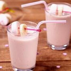 Himbeer-Banane-Milchshake