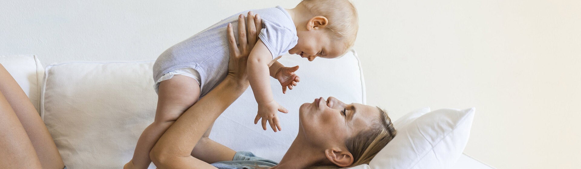 Baby (7-12 Monate) Baby (7-12 Monate)